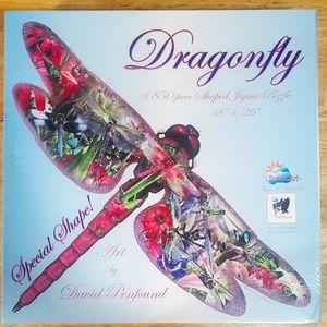 Shaped Dragonfly Puzzle